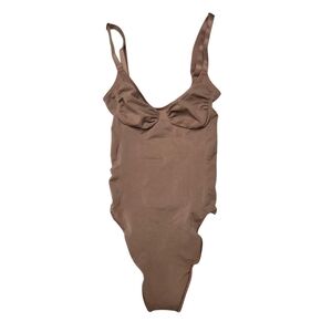SKIMS SCULPTING BODYSUIT Body Shaper Thong Top Brown Small NWOT